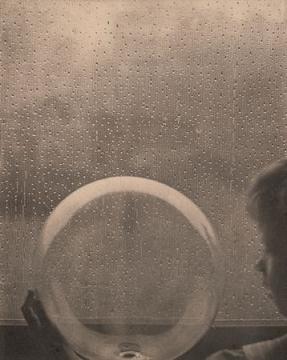 Clarence H. White Drops of Rain 1903e.JPG